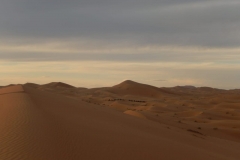 sand dunes erg chebbi desert morocco